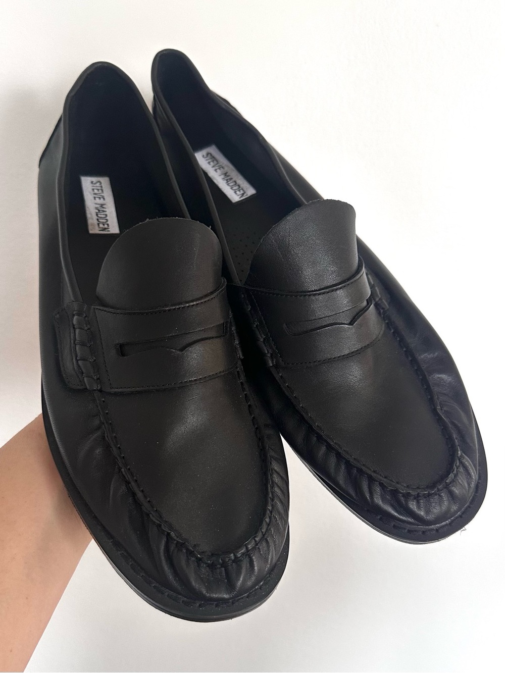 Steve Madden black leather ruched penny loafers size 11